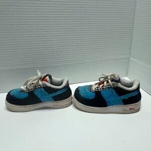 Nike Force 1 LV8 CD4 Toddler Sneakers – Size 8C – Black/White/University Blue‎